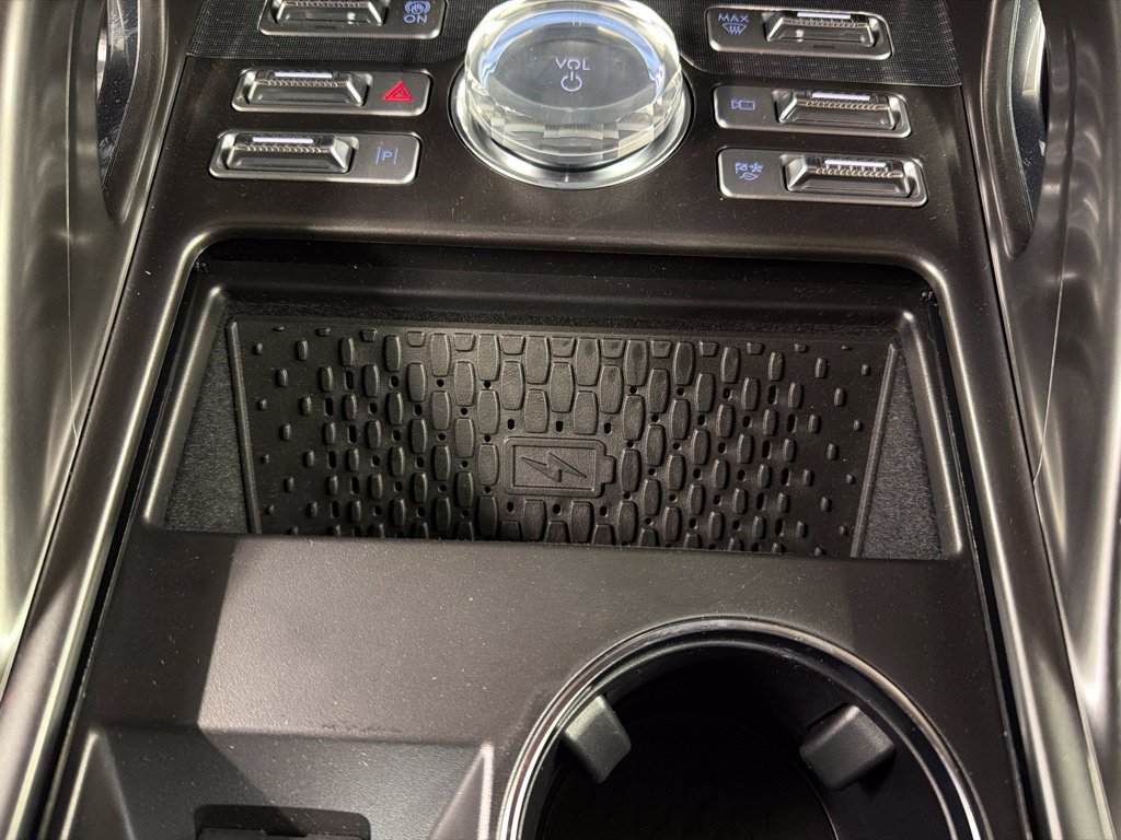 New 2026 Lincoln Nautilus Reserve AWD/4WD image 16
