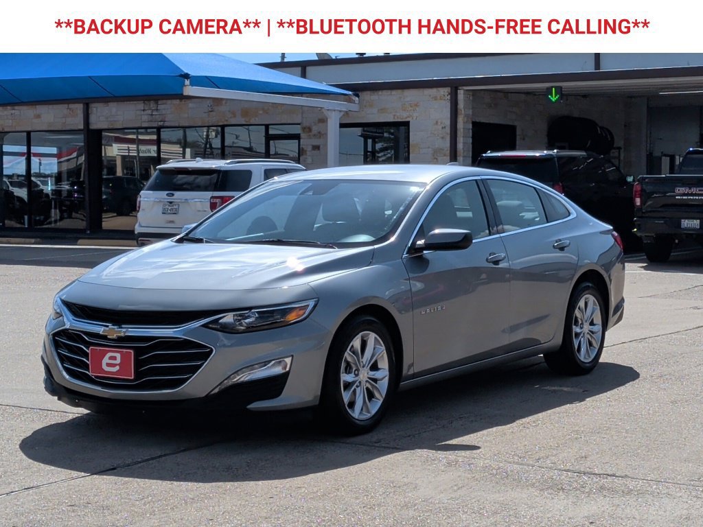 Used 2025 Chevrolet Malibu LT FWD image 3