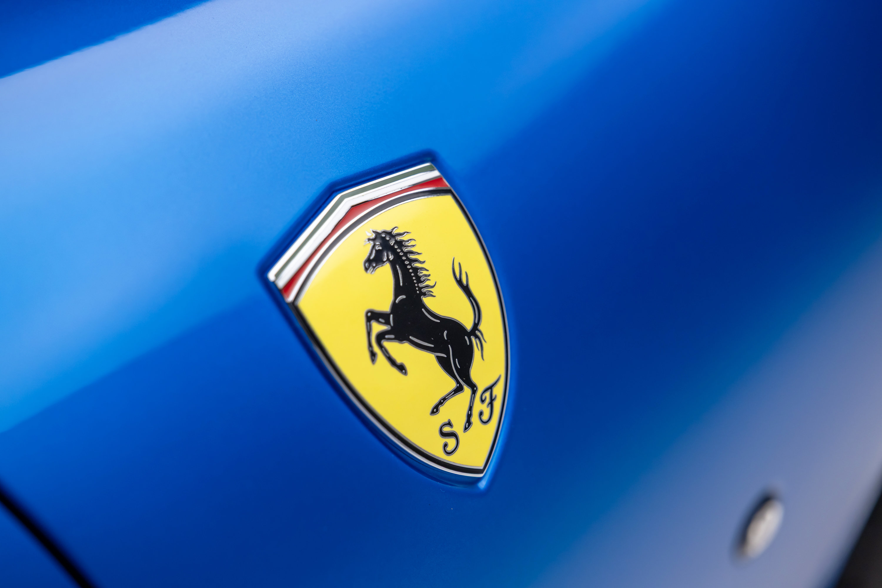 Used 2026 Ferrari Roma Spider RWD image 34