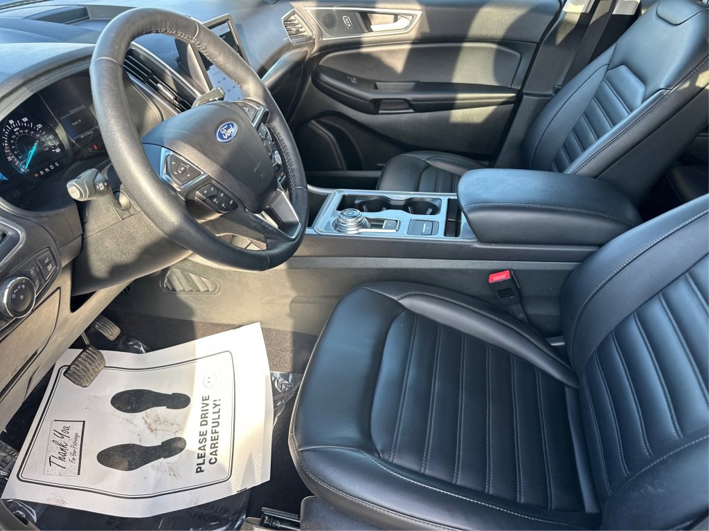 Used 2024 Ford Edge SEL w/ Convenience Package image 11