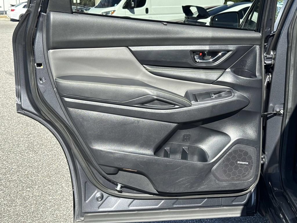 Used 2023 Subaru Ascent Onyx Edition Limited image 13