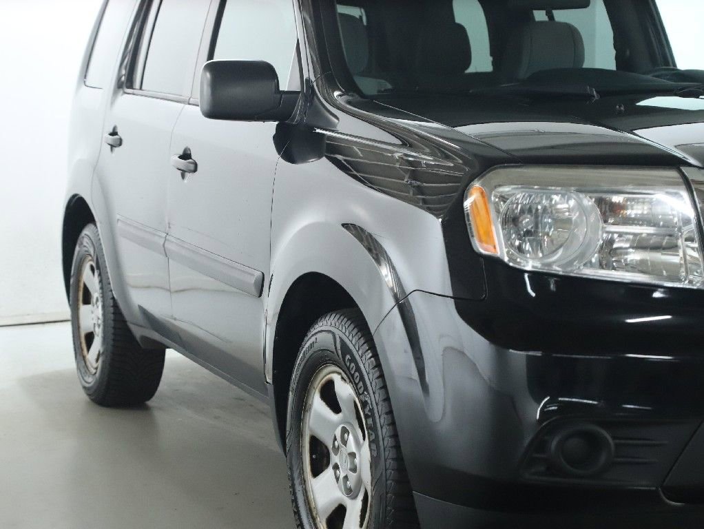 Used 2015 Honda Pilot LX image 9