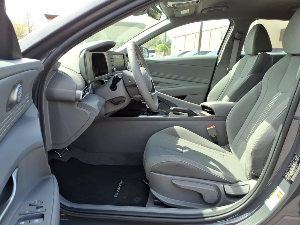 New 2026 Hyundai Elantra Sport FWD image 14