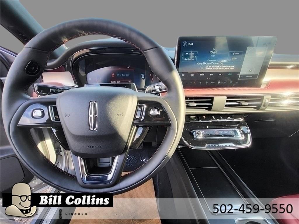 New 2024 Lincoln Corsair Reserve w/ Equipment Group 202A image 14