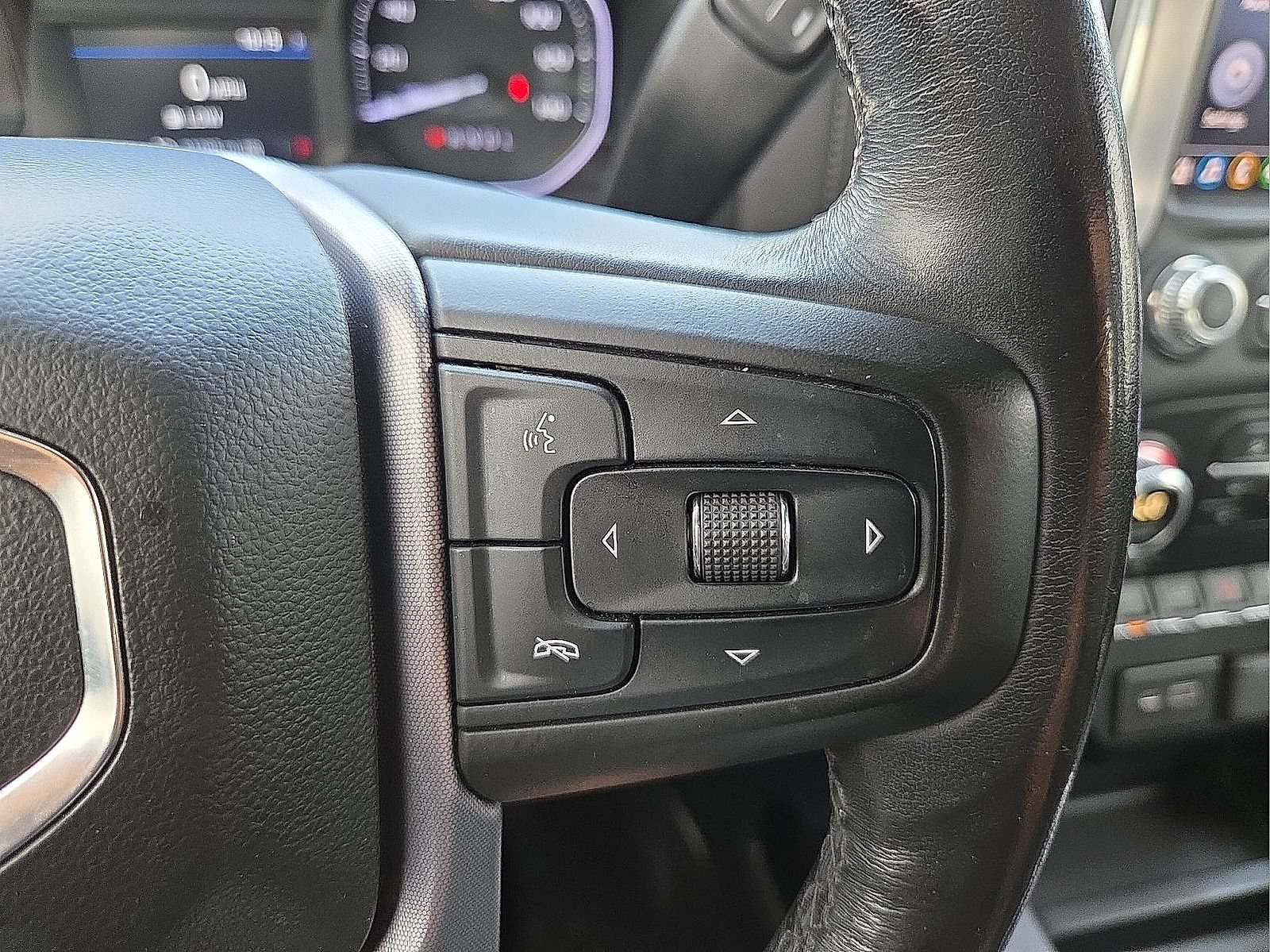 Used 2019 GMC Sierra 1500 SLT w/ SLT Premium Package AWD/4WD image 24