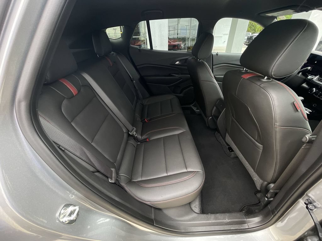 Certified 2025 Chevrolet Trax RS w/ Driver Confidence Package FWD image 26