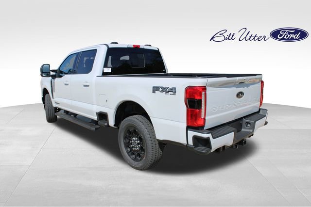 New 2026 Ford F250 Lariat w/ Black Appearance Package image 4