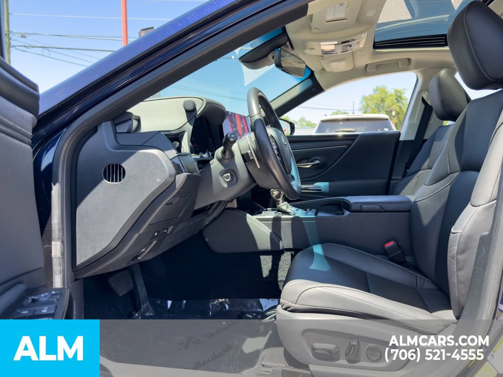 Used 2023 Lexus ES 350 w/ Premium Package FWD image 11