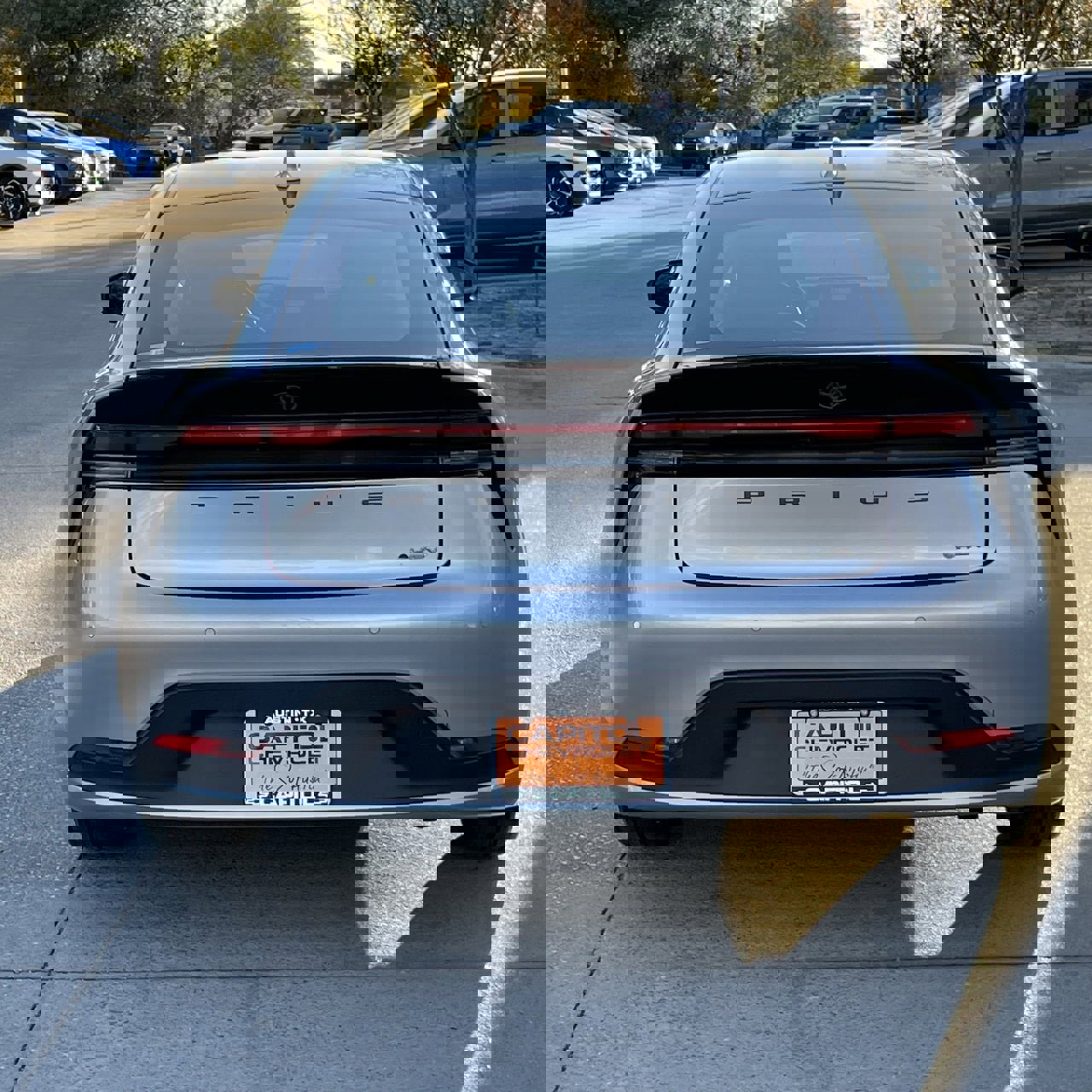 Used 2023 Toyota Prius LE image 5