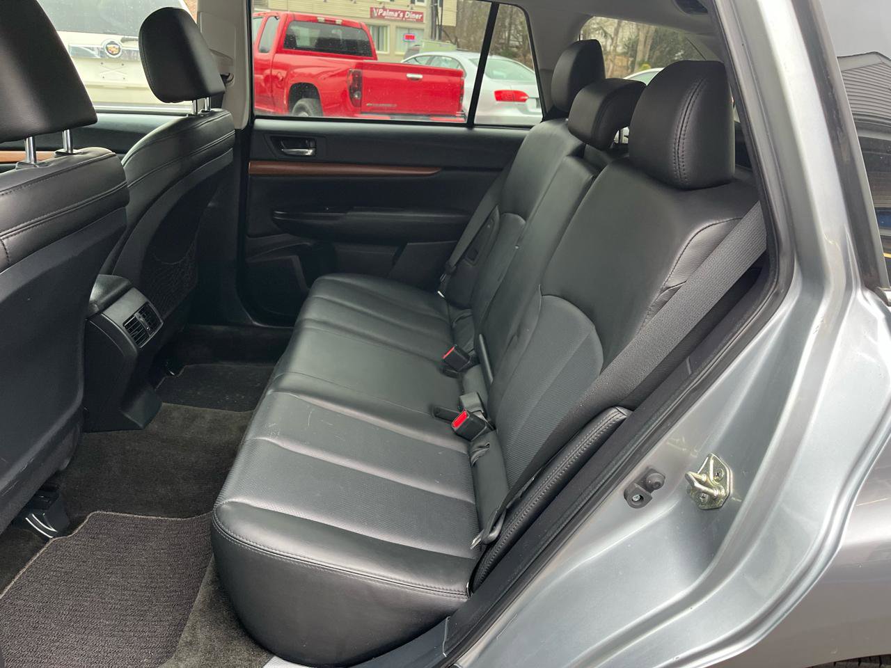 Used 2013 Subaru Outback 2.5i Limited w/ Moonroof Pkg AWD/4WD image 20