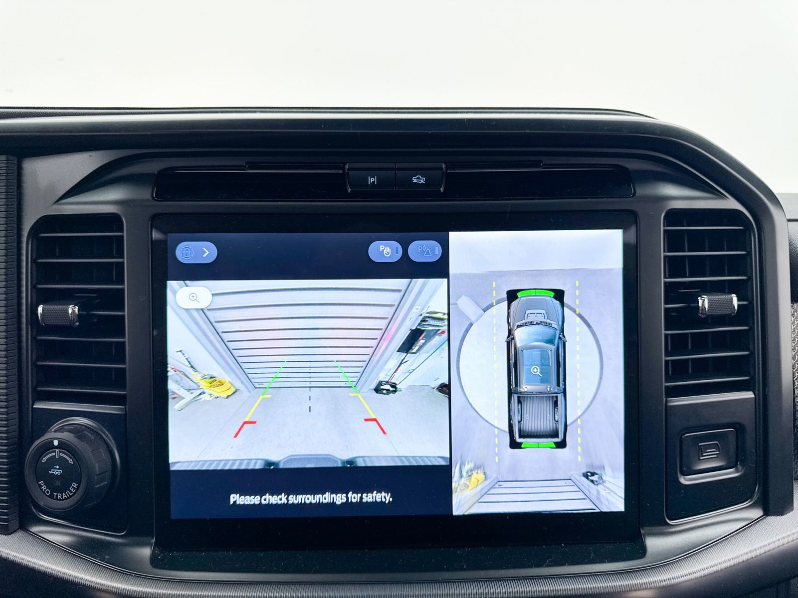 Used 2025 Ford F150 Raptor image 23