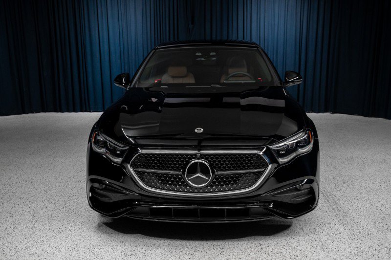 New 2026 Mercedes-Benz E 350 Sedan image 2