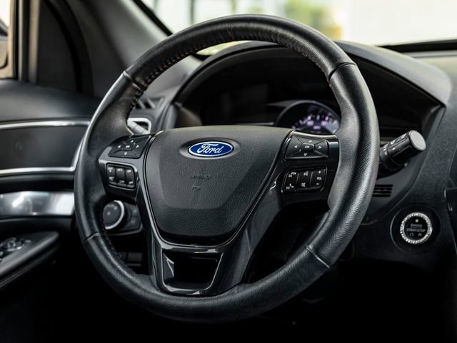 Used 2018 Ford Explorer Sport AWD/4WD image 23