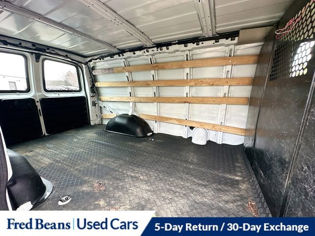 Used 2021 Chevrolet Express 2500 w/ Driver Convenience Package image 24