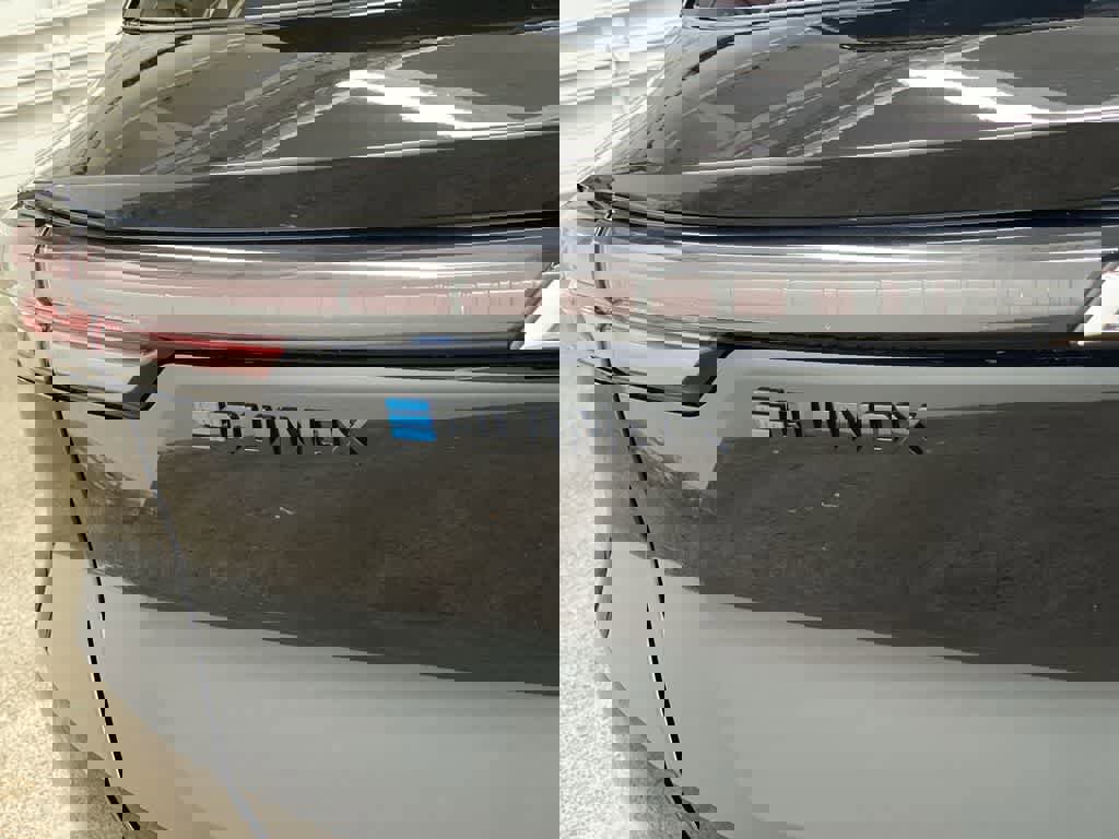 Used 2024 Chevrolet Equinox EV RS image 10