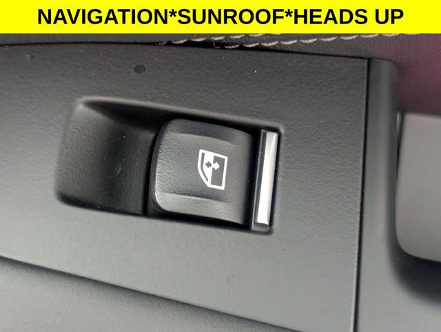 Used 2025 BMW X5 M60i image 37