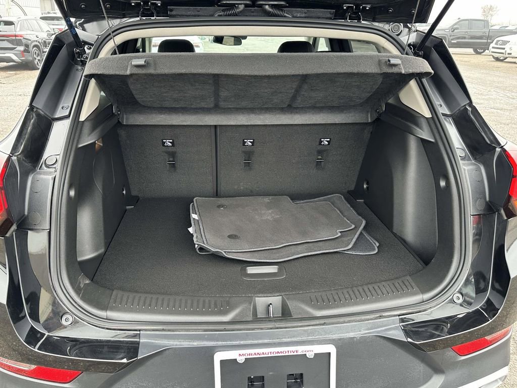 Certified 2023 Buick Encore GX Preferred w/ Cold Weather Comfort Package image 11