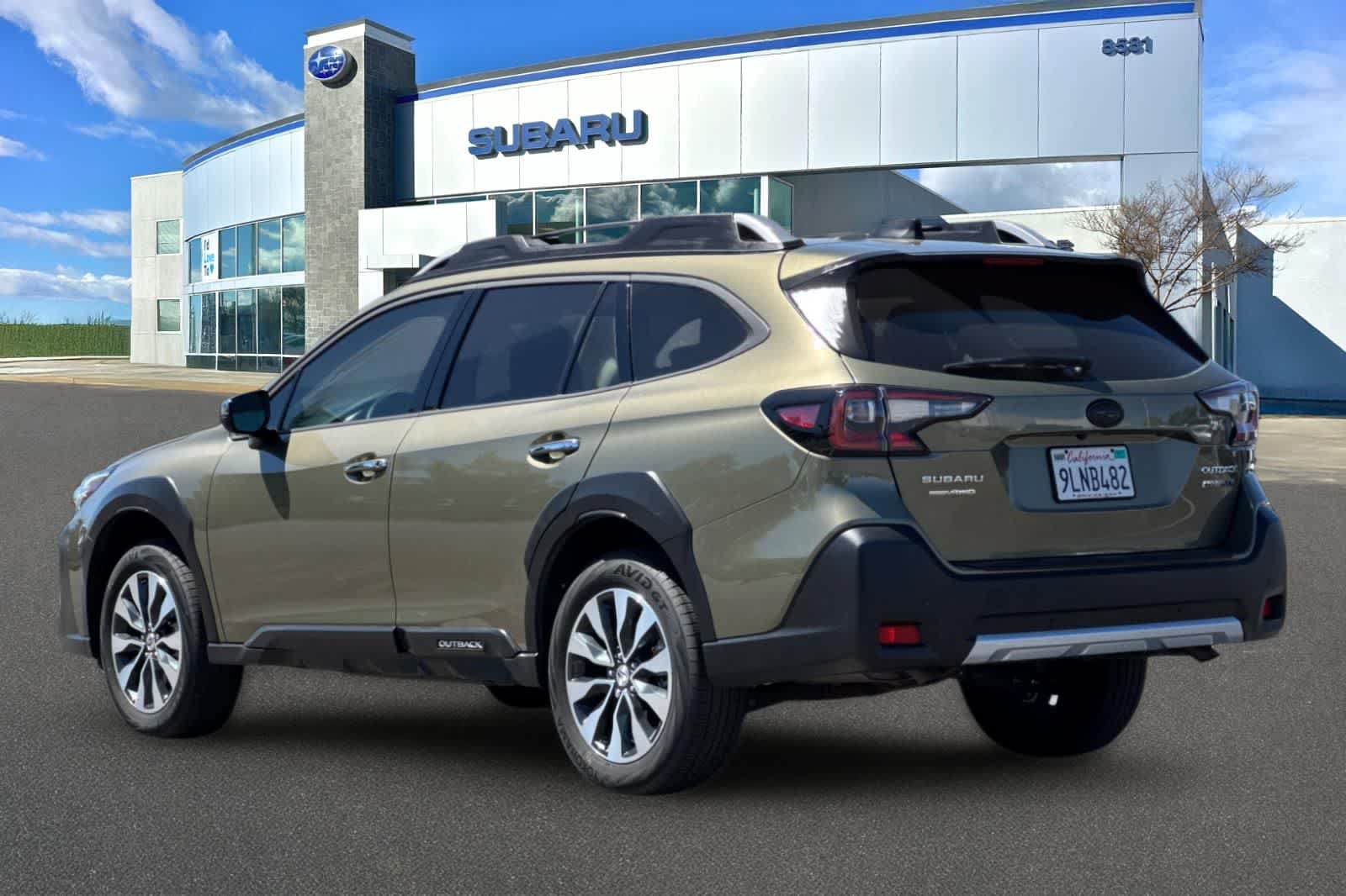 Certified 2024 Subaru Outback Touring XT AWD/4WD image 8