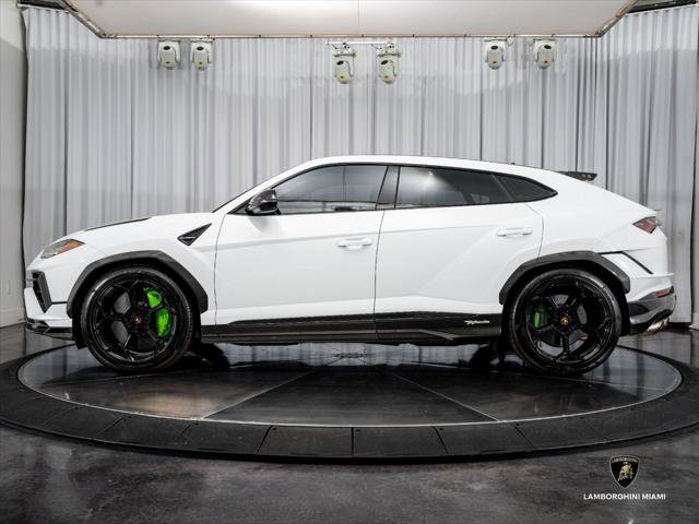 Used 2024 Lamborghini Urus Performante AWD/4WD image 13