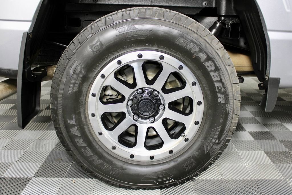 Used 2022 Ford F150 XLT w/ Trailer Tow Package image 12