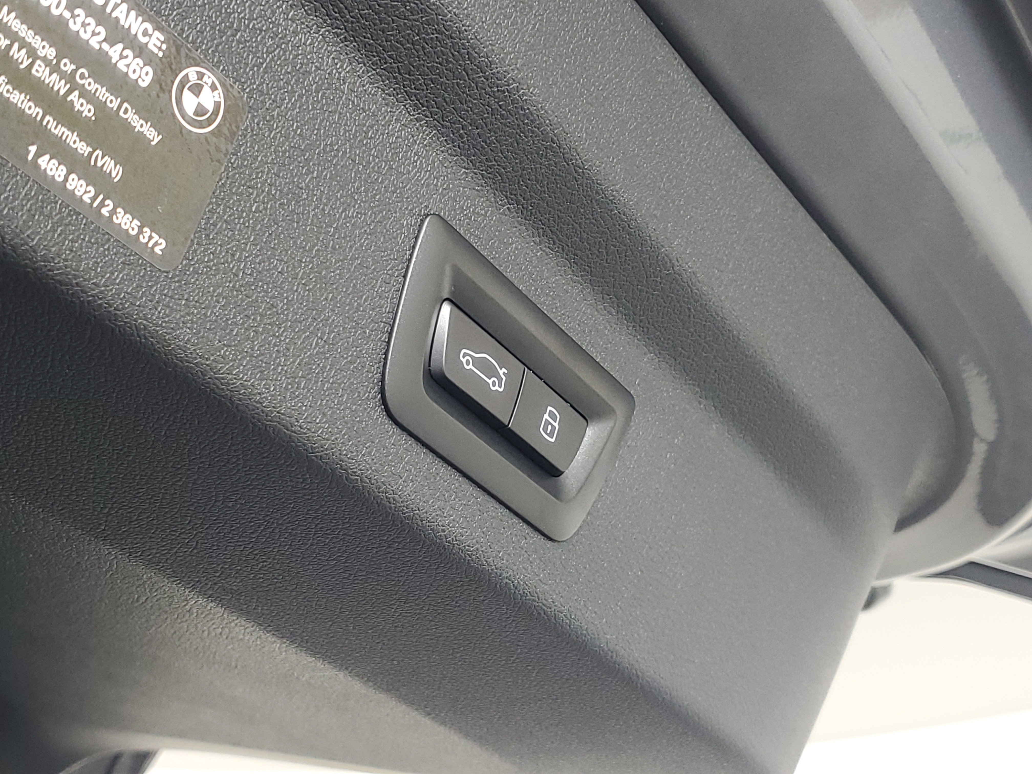 New 2025 BMW X2 xDrive28i w/ Technology Package image 24