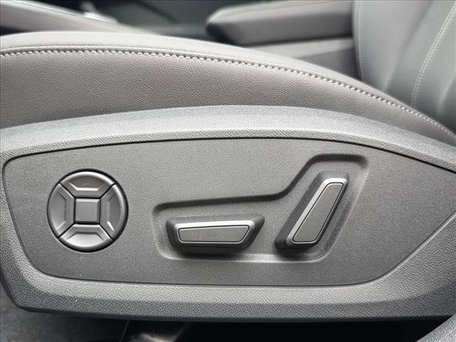 Used 2025 Audi A5 2.0T Premium w/ Convenience Package AWD/4WD image 14