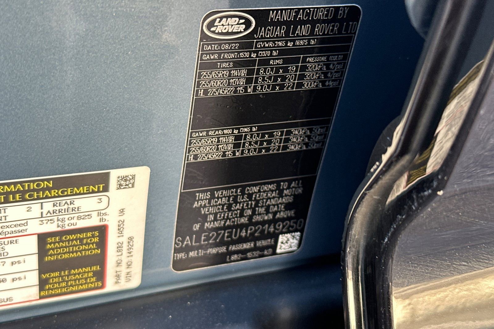 Used 2023 Land Rover Defender 110 X-Dynamic SE image 37