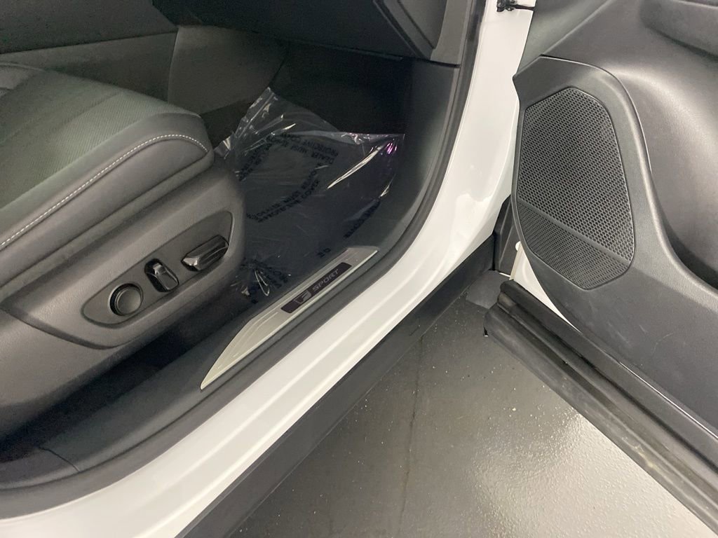 Certified 2023 Lexus RX 350 F Sport w/ Cold Area Package AWD/4WD image 33