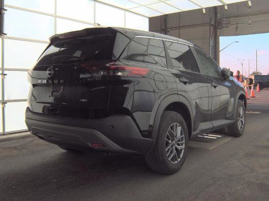 Used 2023 Nissan Rogue S image 3