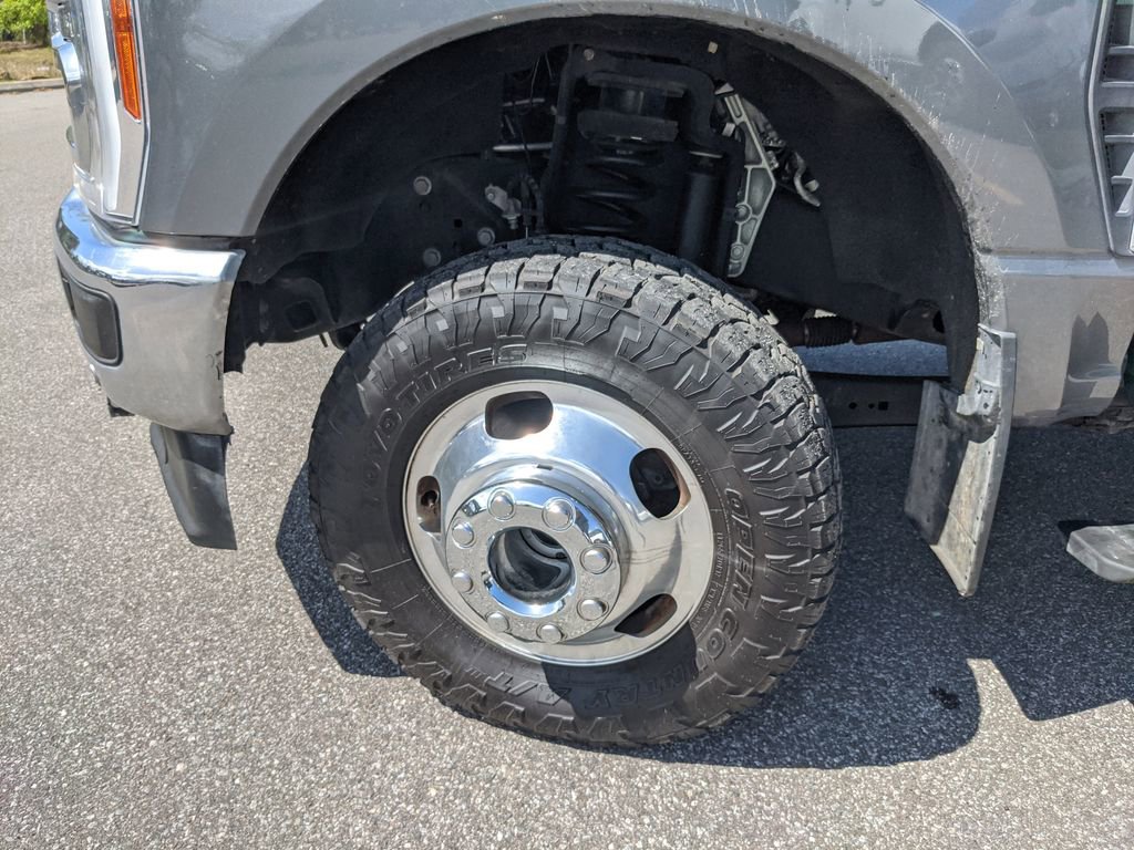 Used 2023 Ford F350 Lariat w/ Lariat Ultimate Package image 35