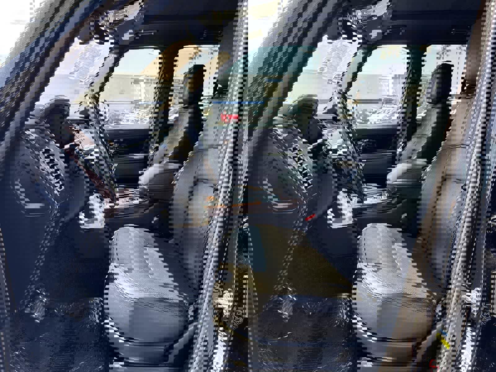 Used 2022 Land Rover Range Rover Westminster Edition image 23