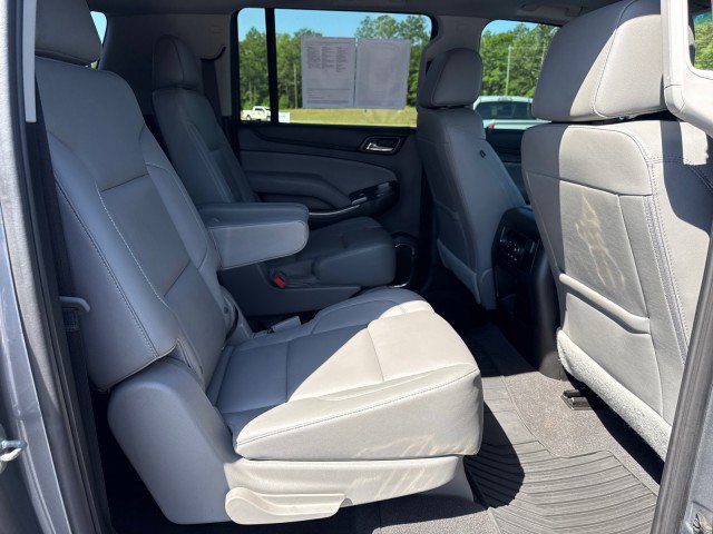 Used 2020 Chevrolet Suburban LT RWD image 14