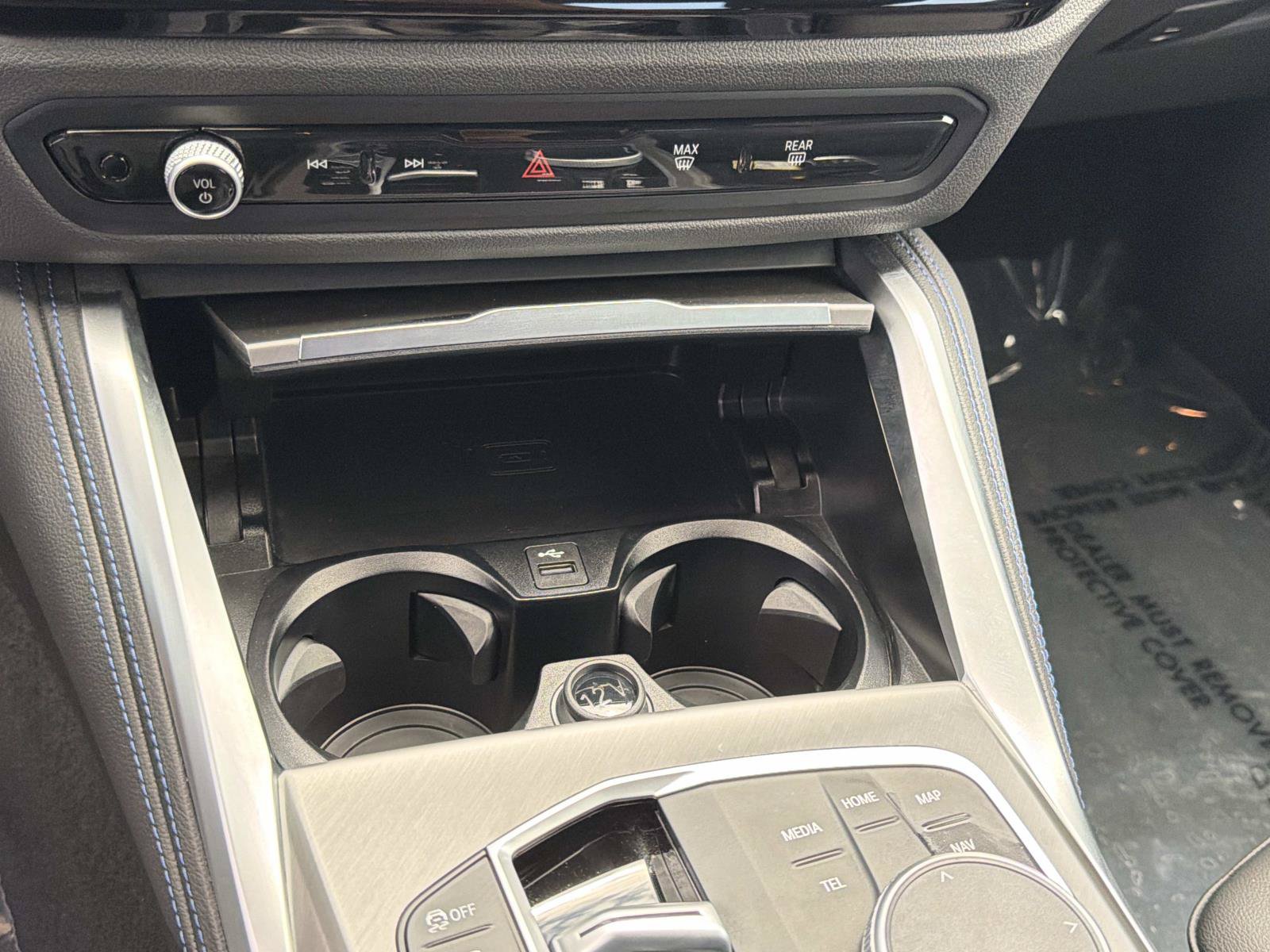 Used 2025 BMW 230i xDrive Coupe w/ M Sport Package AWD/4WD image 19
