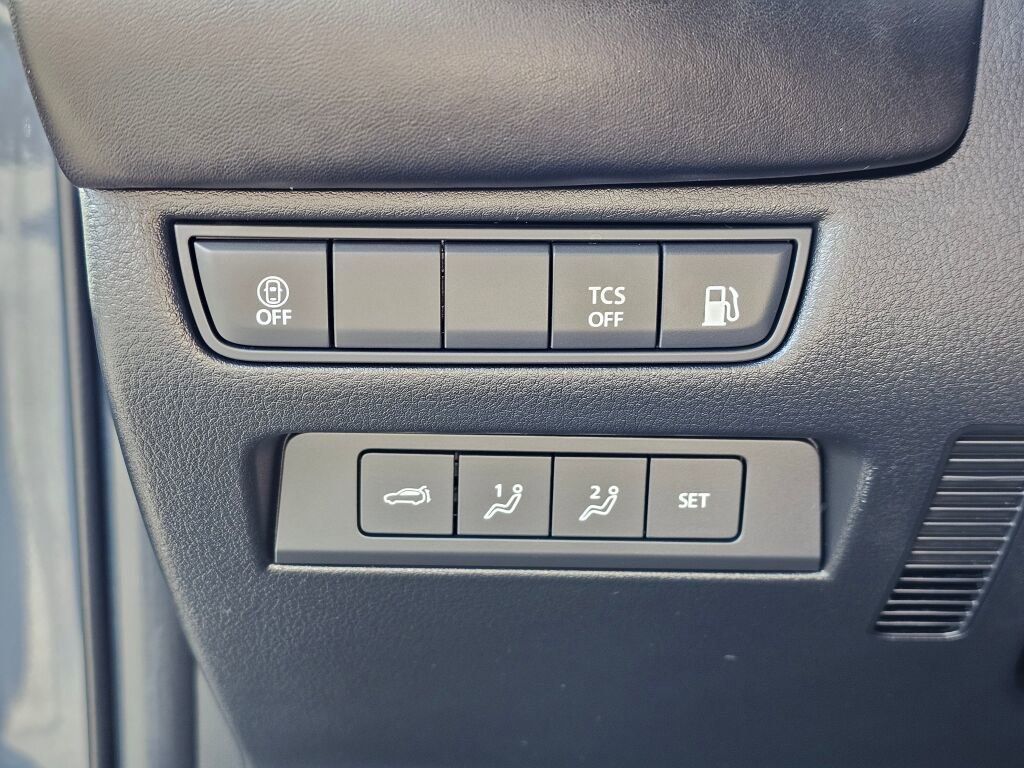 Certified 2025 MAZDA CX-50 2.5 Hybrid w/ Premium Plus Pkg image 35