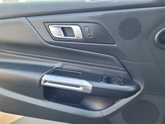 Used 2025 Ford Mustang Premium image 12