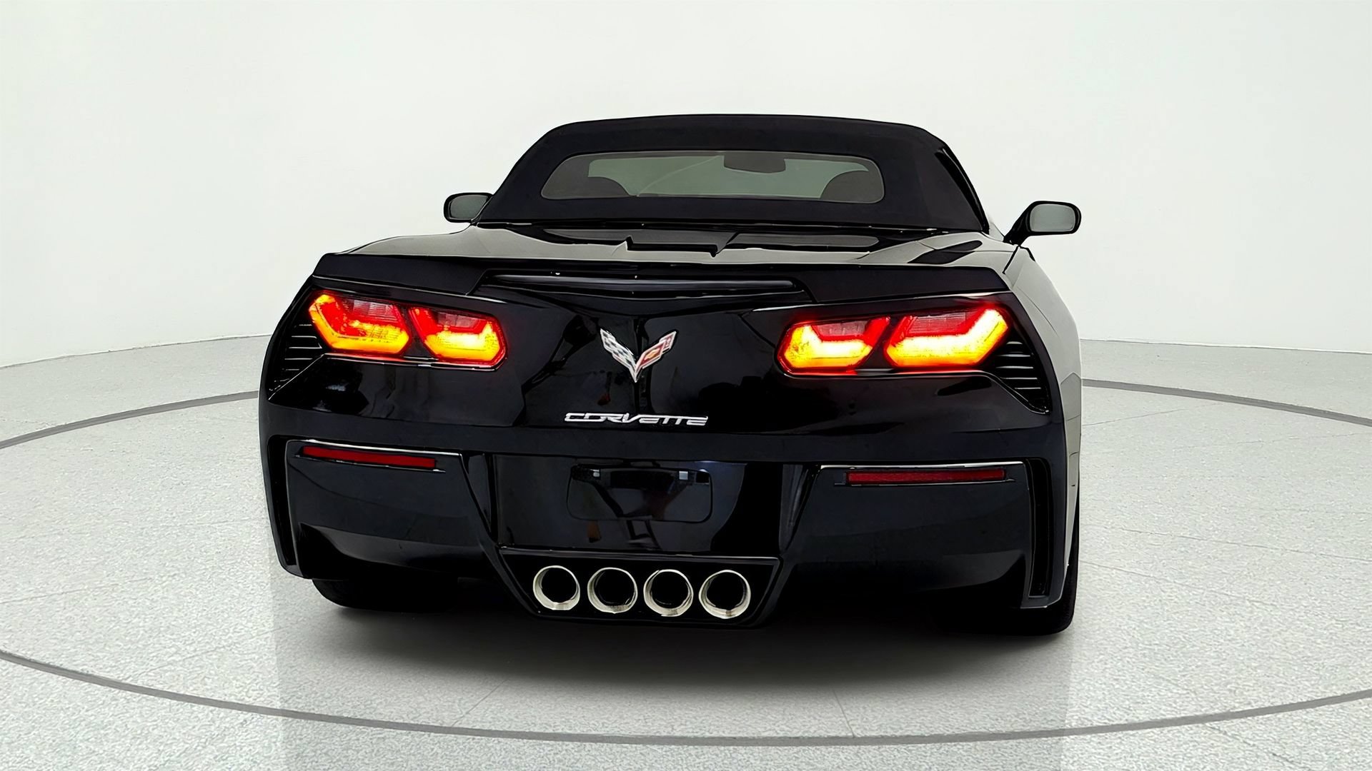 Used 2014 Chevrolet Corvette Stingray Convertible w/ 3LT Preferred Equipment Group RWD image 4