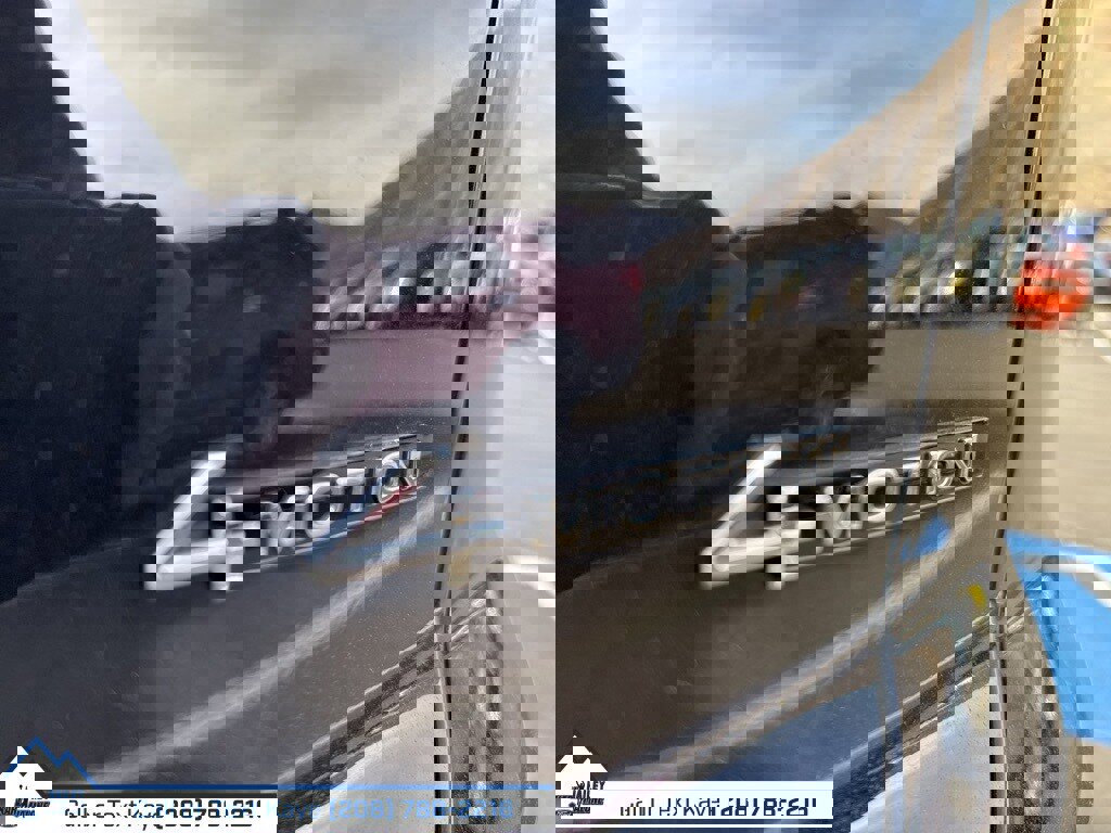 Used 2024 Volkswagen Atlas Cross Sport SEL Premium R-Line image 15