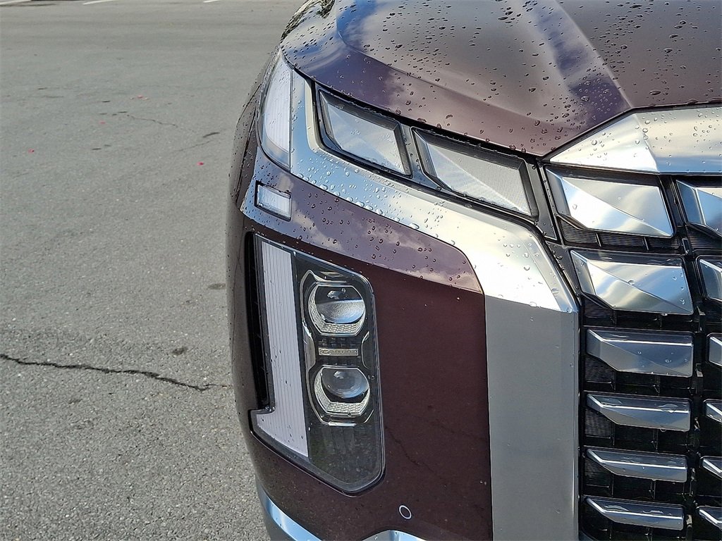 Used 2023 Hyundai Palisade Calligraphy image 12