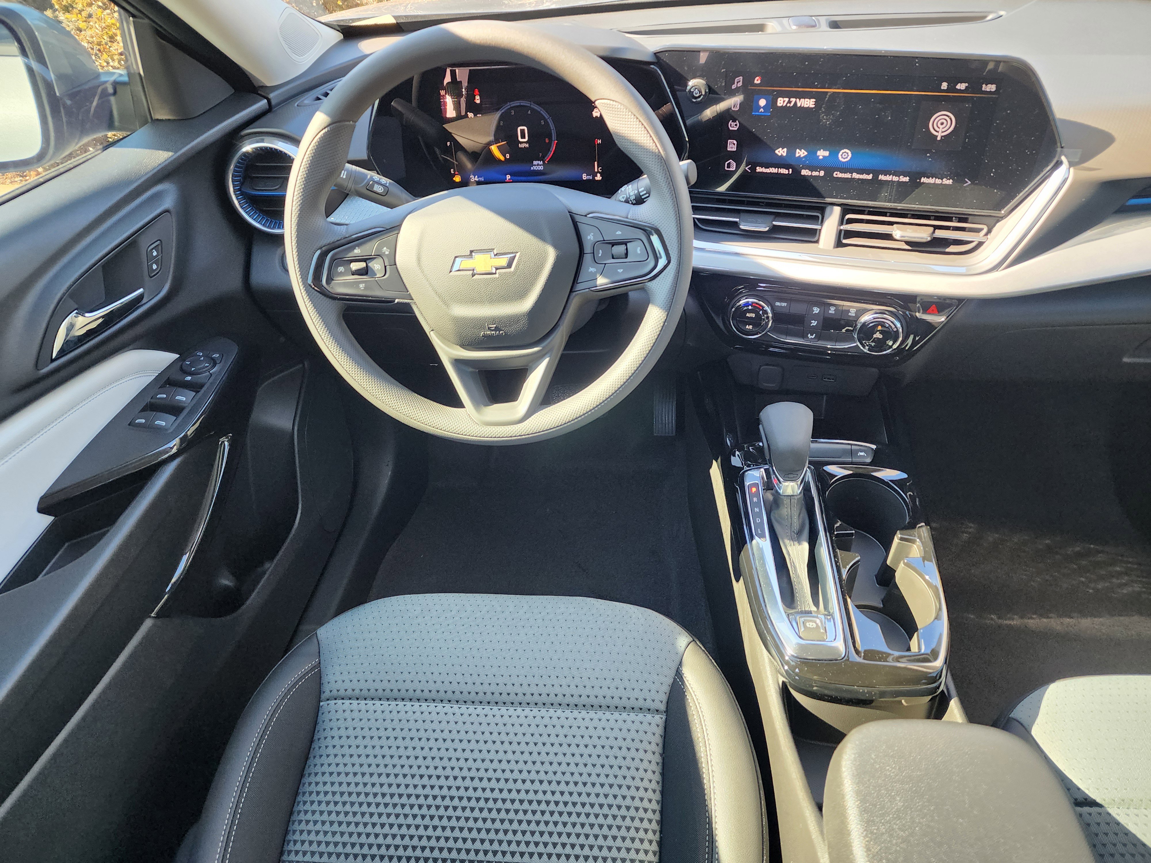 New 2026 Chevrolet Trax LT w/ Driver Confidence Package image 20