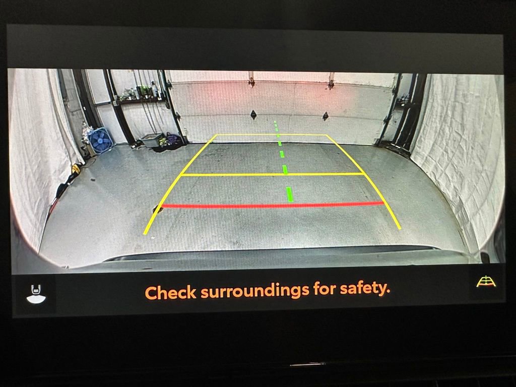 Used 2025 Toyota RAV4 XLE AWD/4WD image 32