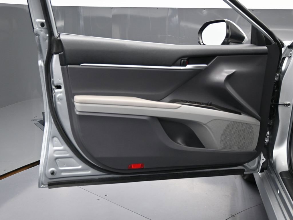 Used 2024 Toyota Camry LE image 38