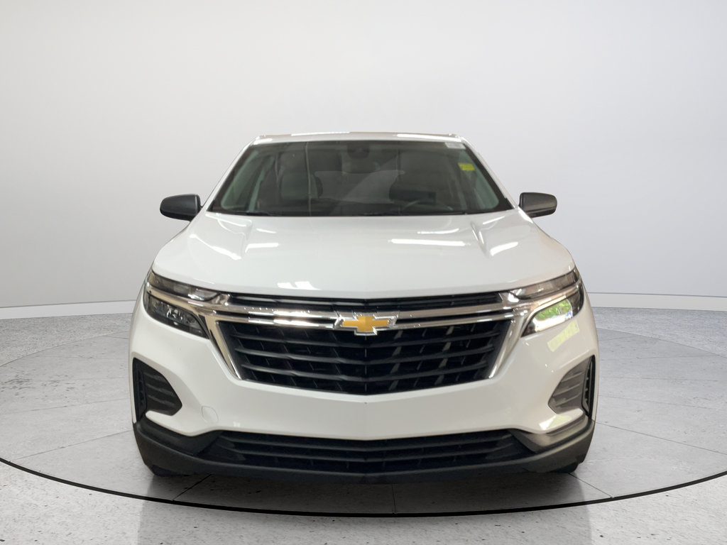 Certified 2024 Chevrolet Equinox LS w/ LS Convenience Package FWD image 4