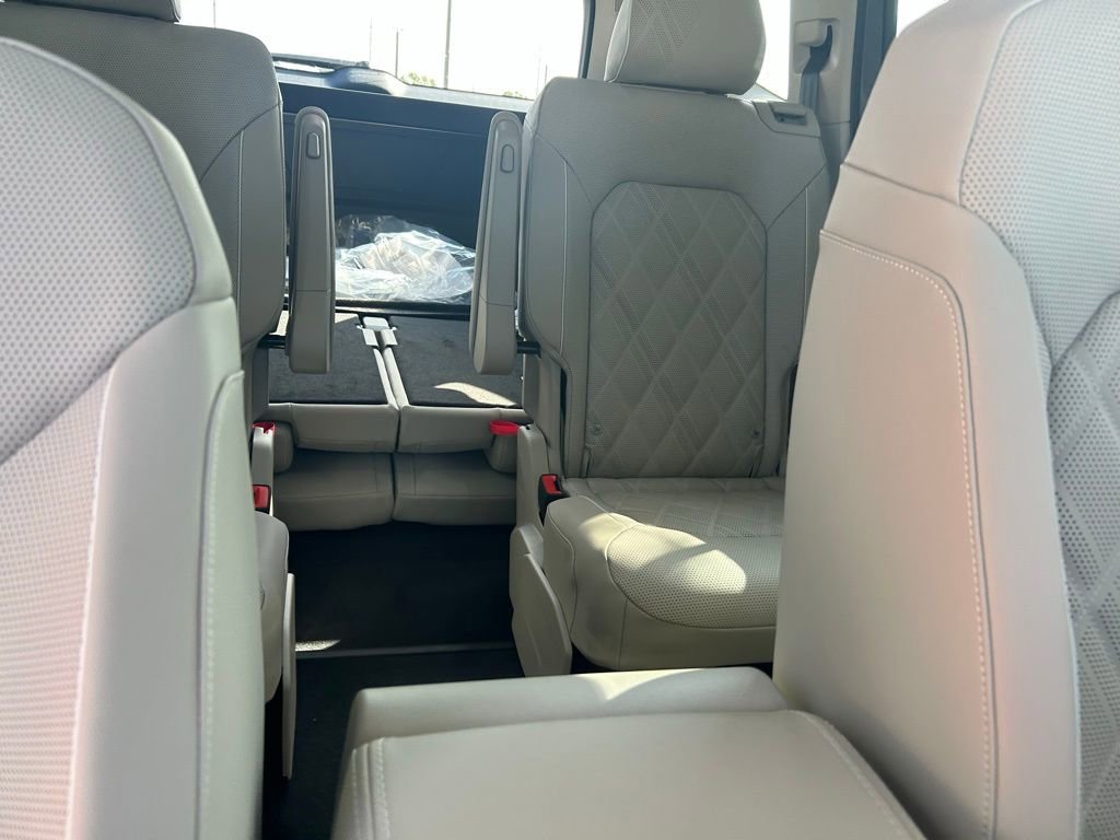 New 2026 Volkswagen Atlas SEL Premium R-Line image 40