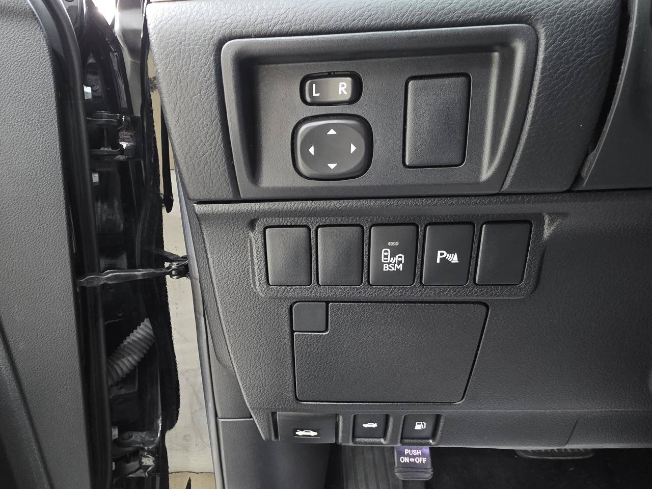 Used 2015 Lexus ES 350 w/ Luxury Package FWD image 37