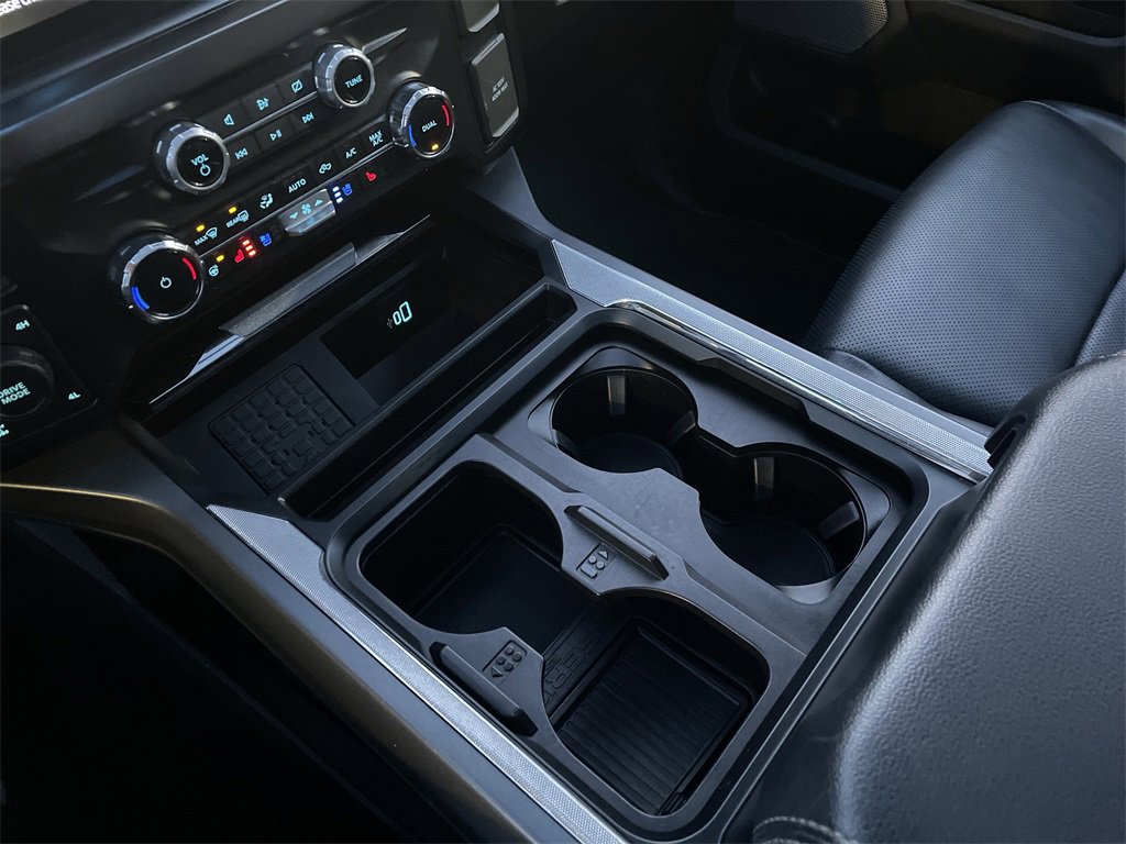 Used 2023 Ford F250 Lariat w/ Black Appearance Package image 21