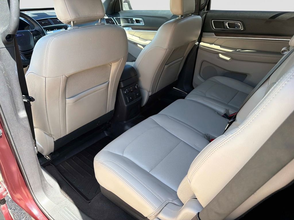 Used 2018 Ford Explorer Limited w/ Equipment Group 301A image 15