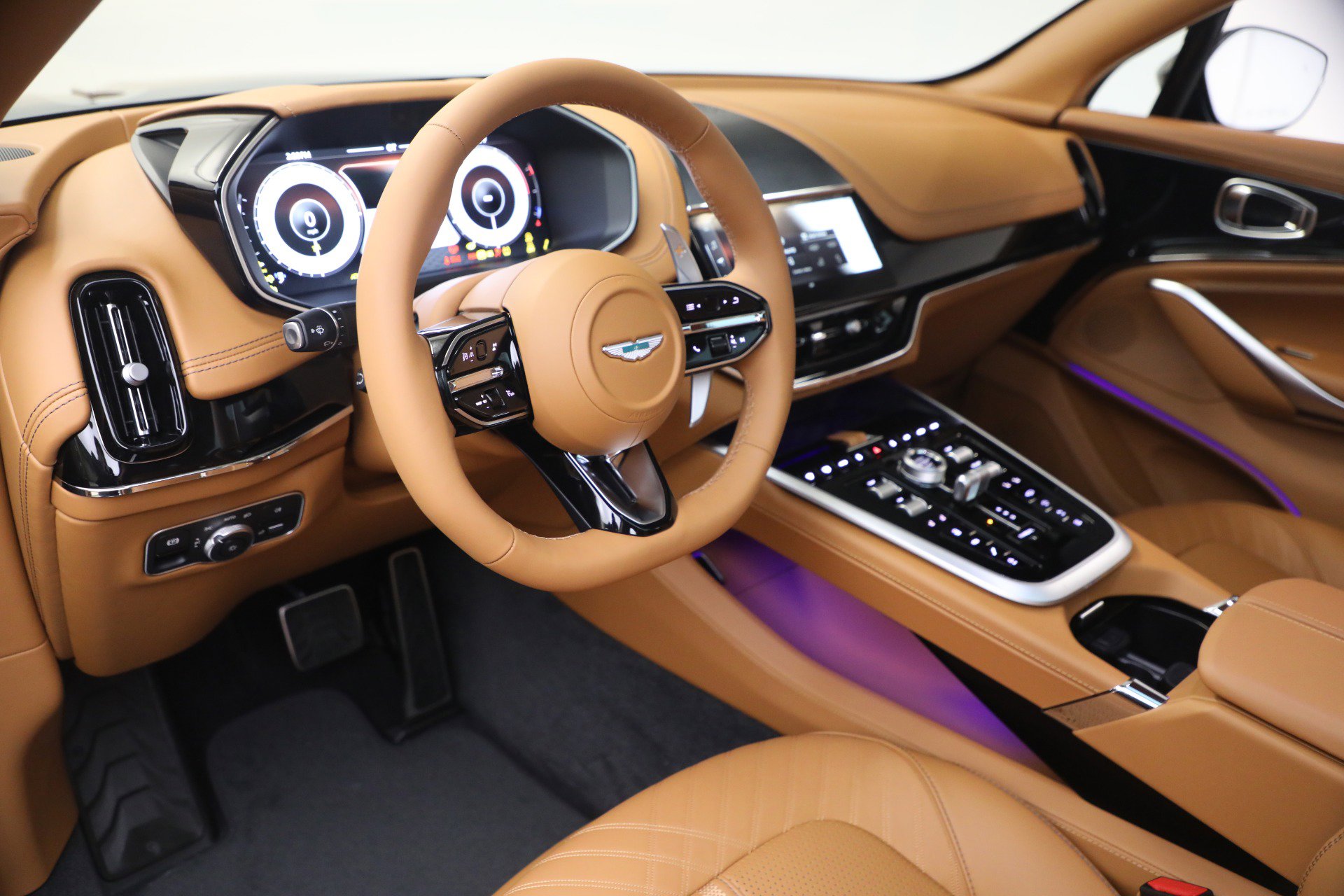 New 2026 Aston Martin DBX 707 AWD/4WD image 17