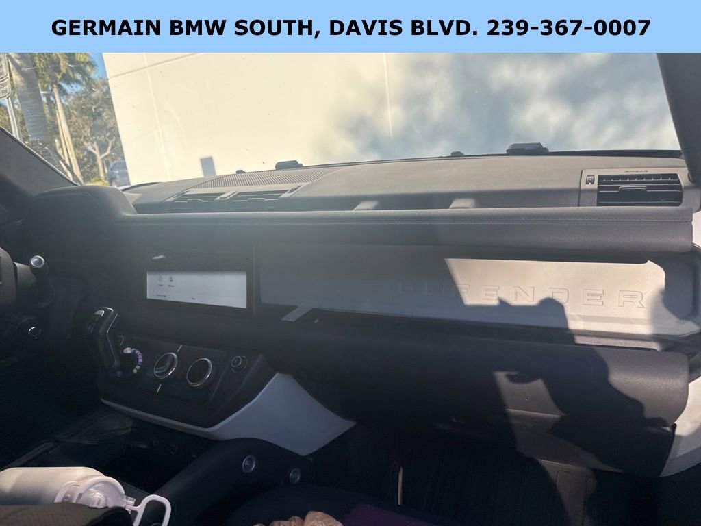 Used 2020 Land Rover Defender 110 SE image 24