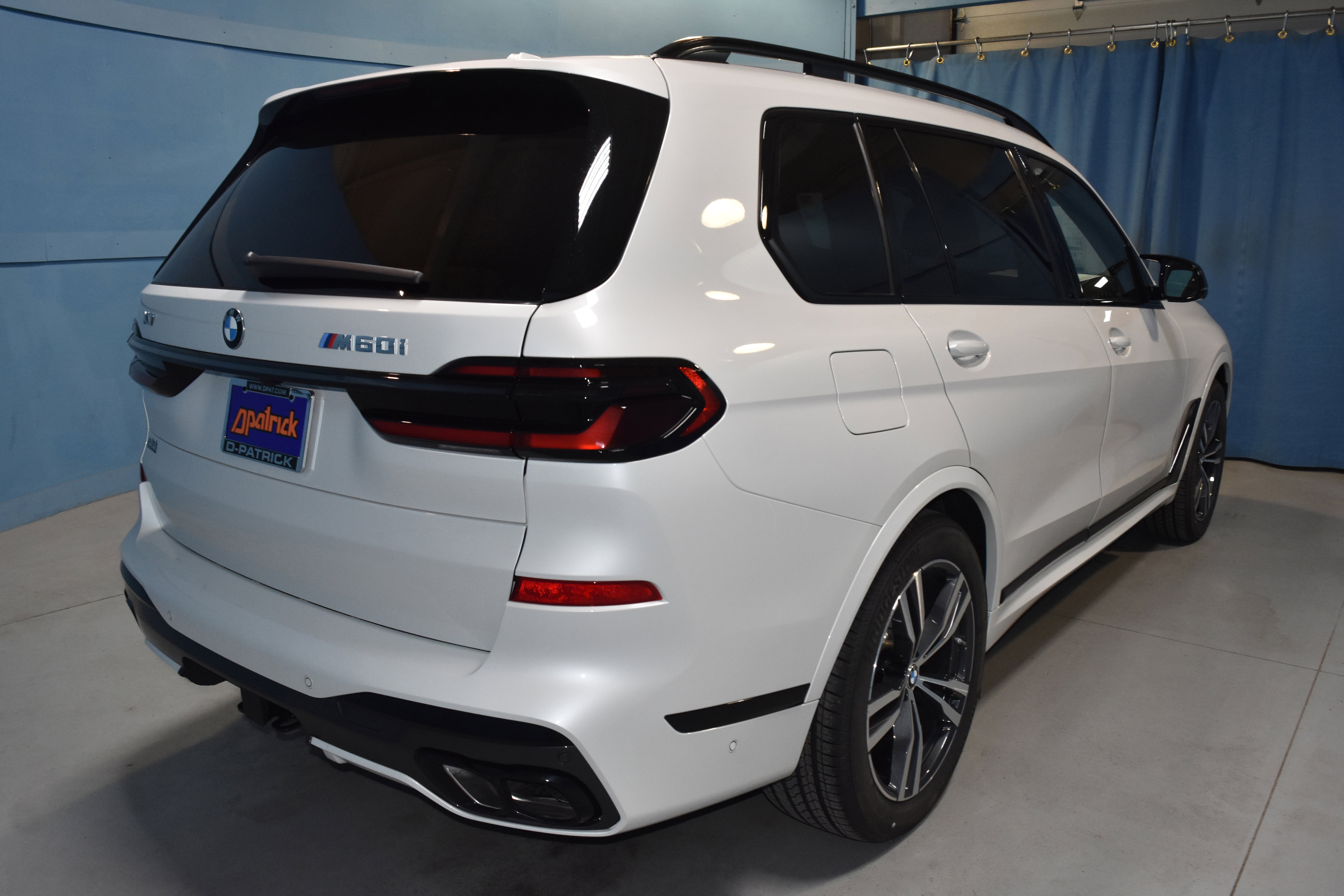 New 2026 BMW X7 M60i image 26