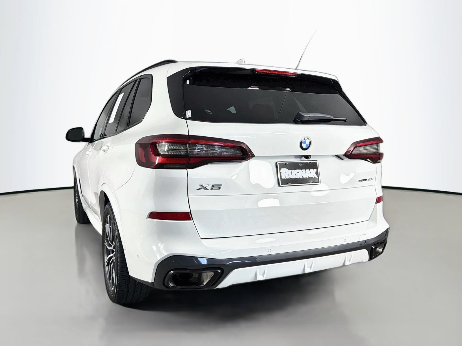 Certified 2023 BMW X5 sDrive40i w/ M Sport Package RWD image 5
